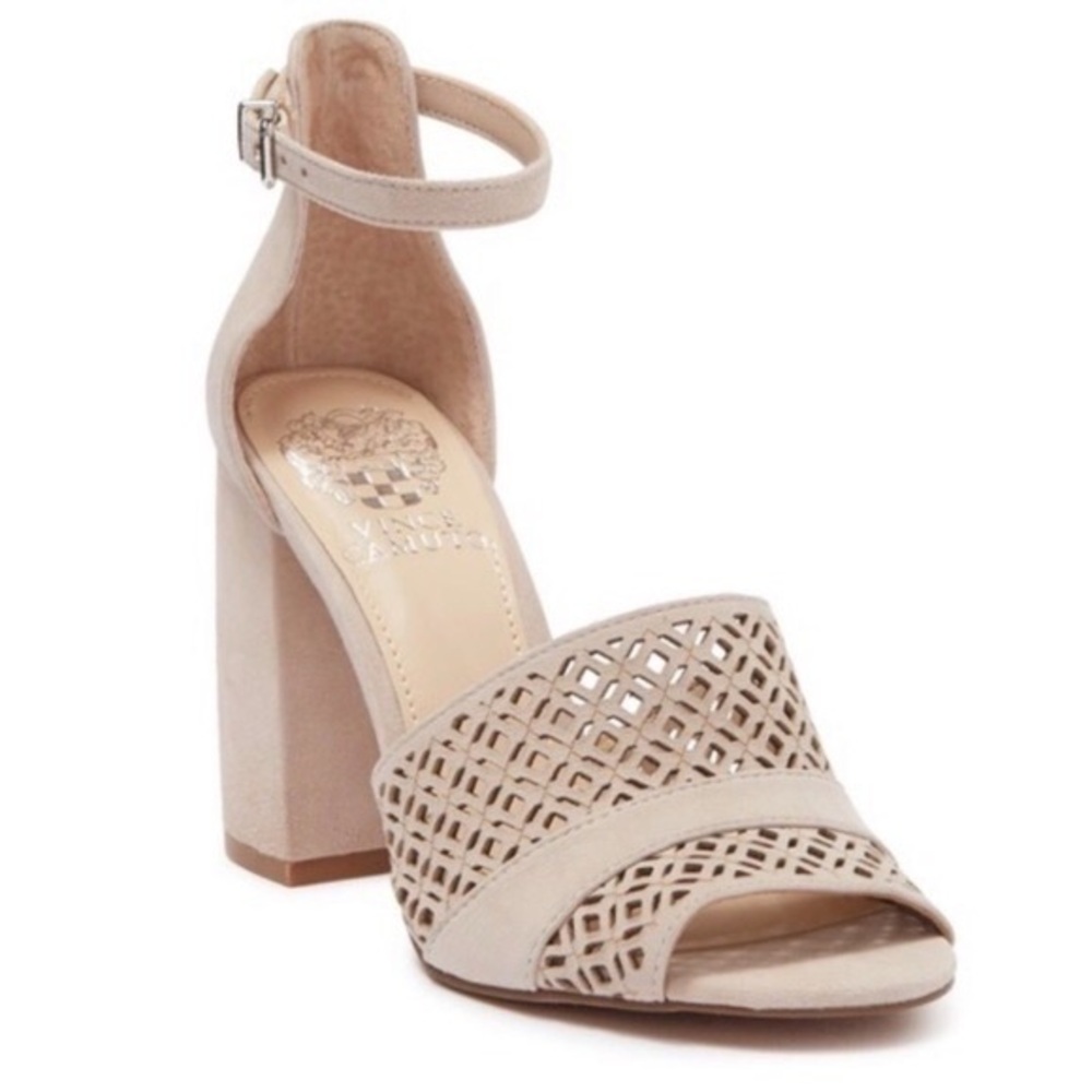 Vince Camuto Gidge Block Heel y2K Pumps Strappy Nude Sandal Shoe Size 10
